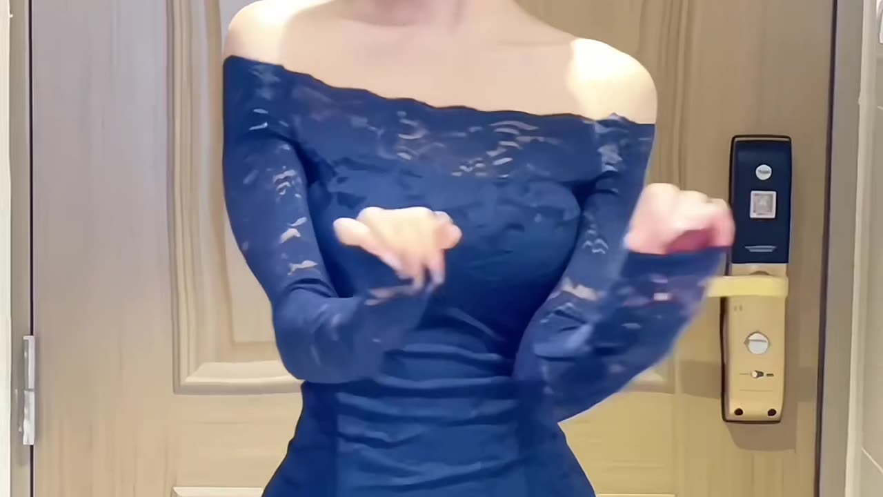 Chinese Girl Fashion