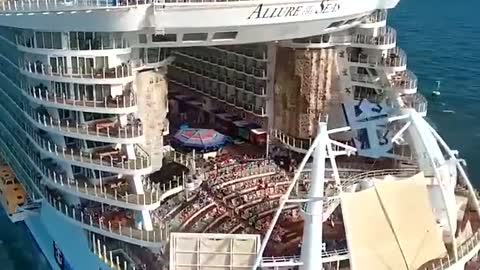 The most beautiful and largest wonderful ship