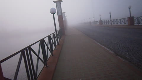 Kvickbron i dimma. Helsingborg 3 Febr. 2014