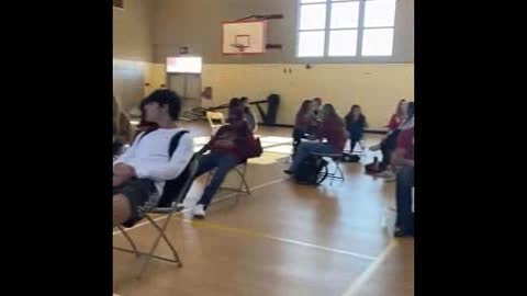 Students say NO Masks, California