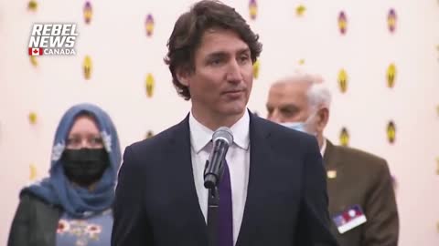 Justin Trudeau displaying an advanced course in real life brainwashing