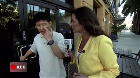 Lady"Caught"Restaurant Selling Dirty Cheap Fish Instead of Sushi