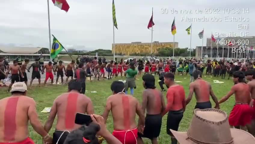 Brazilian Indians join protests against voter fraud in the 2022 presidential elections