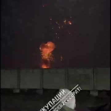 Ukrainians attempt to shoot down a Geren drone with small arms