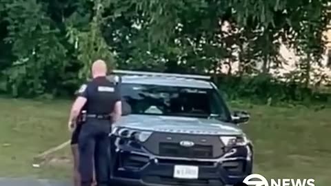 officer kissing under investigation