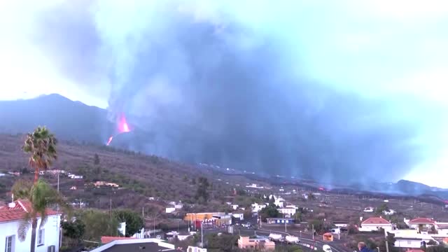 Rivers of lava flow from La Palma volcano