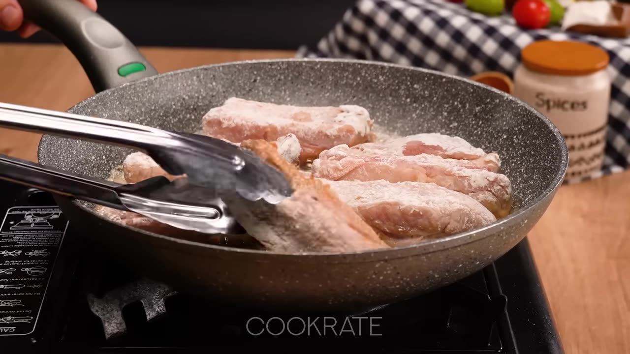 The brilliant trick that will change the way you cook pork ribs!