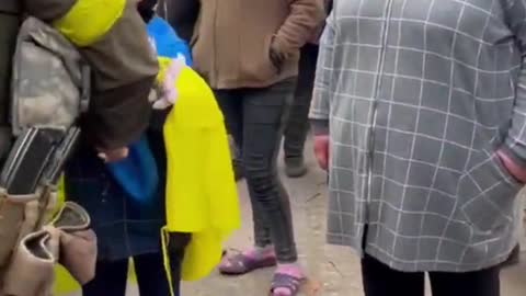 Ukrainian National Guard greeted as they liberate Kherson region village