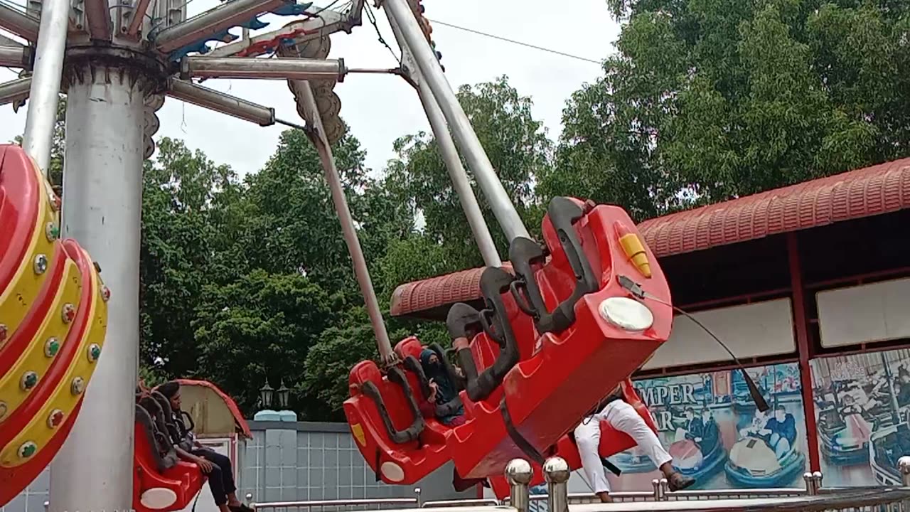 Very Dangerous Ride Show In Bangladesh