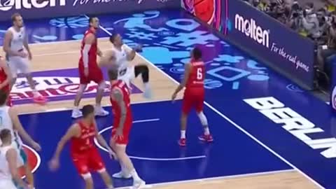 200 iq play @fiba