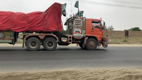 FM 8j truck | Pakistani trucker