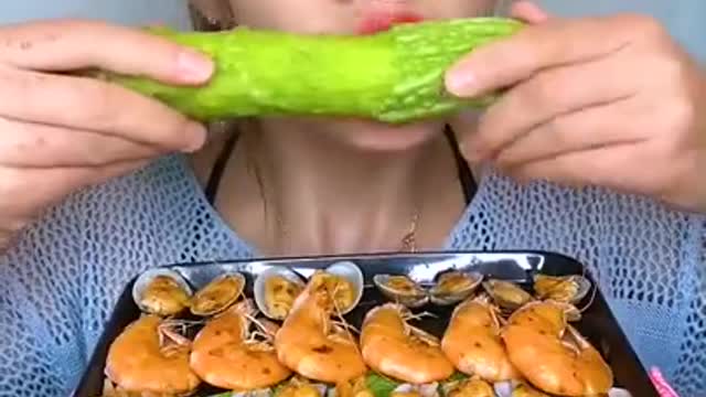 Eat to eat ASMR Chinese mukbang wierd Food🥗🥓Fast Food Eating Show