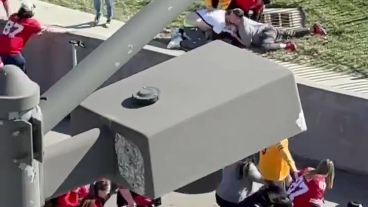 Breaking Video of Heroic Kansas City fans tackling one of the shooters