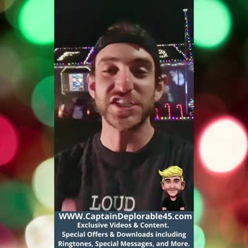 TRUMP FINDS AWESOME CHRISTMAS DECORATIONS!