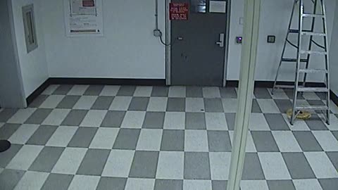 6069RHOBG3G303ALobbyEntrance_2021-01-06_01h00min01s273ms.mp4