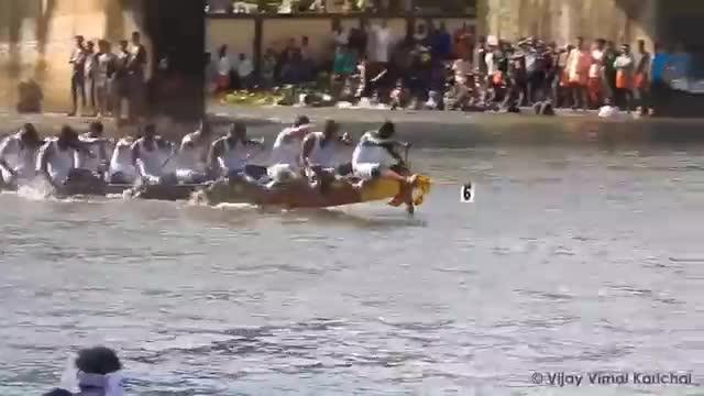 Punnamada boat Race