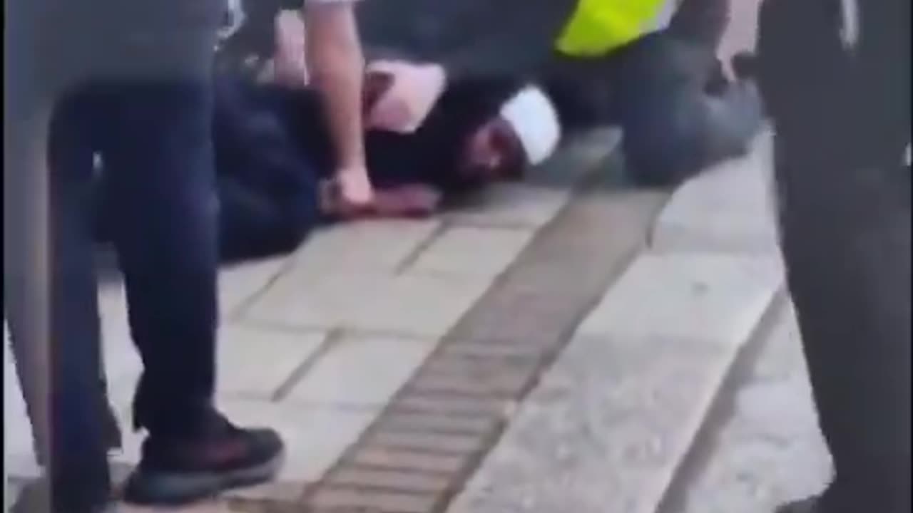 Terrorist Attack at Kosher market in Golders Green Muslim man with a knife