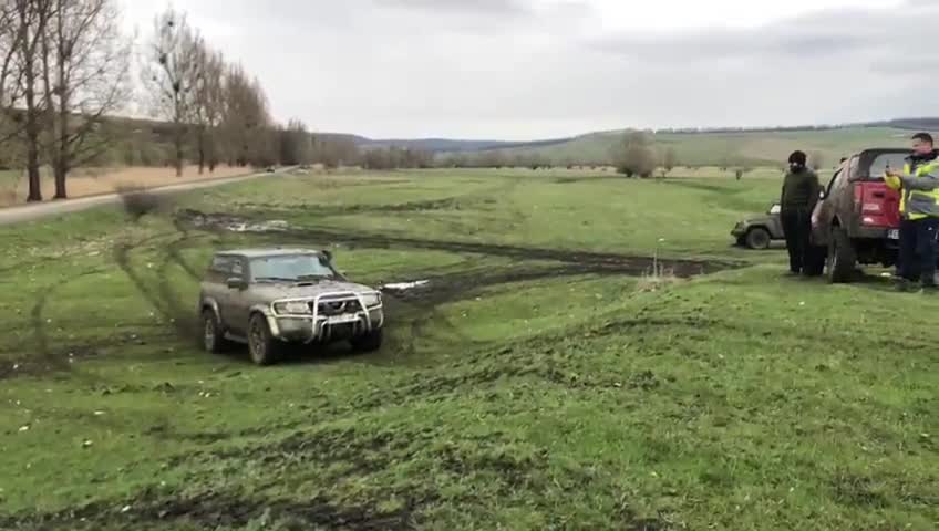 The hero in the grass offroad