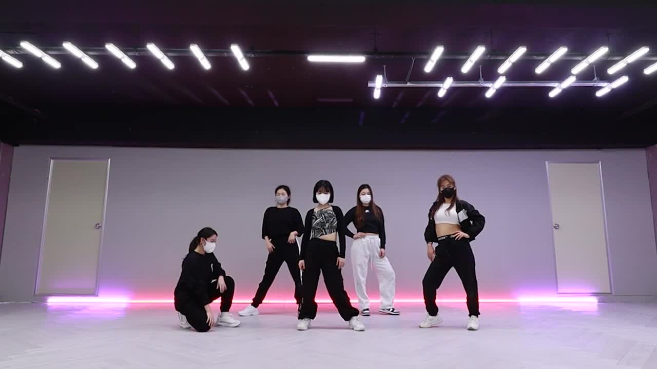 rosalia - saoko // girls hip hop performance // in with to dance