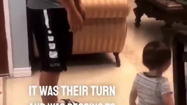 The most wholesome dog video ever 👏❤️