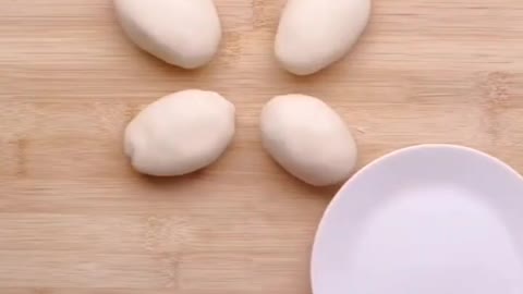 You must learn how to steam shrimp with minced garlic and vermicelli on New Year's Eve