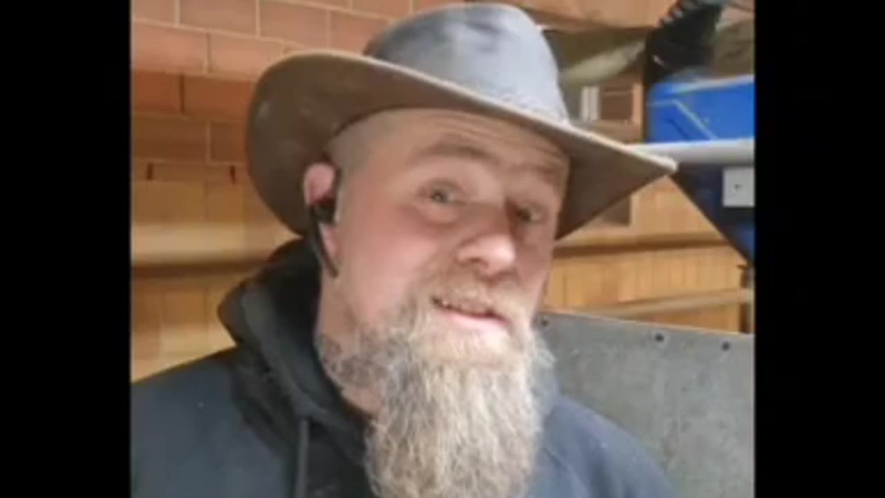 Ein Bauer erklärt die Proteste