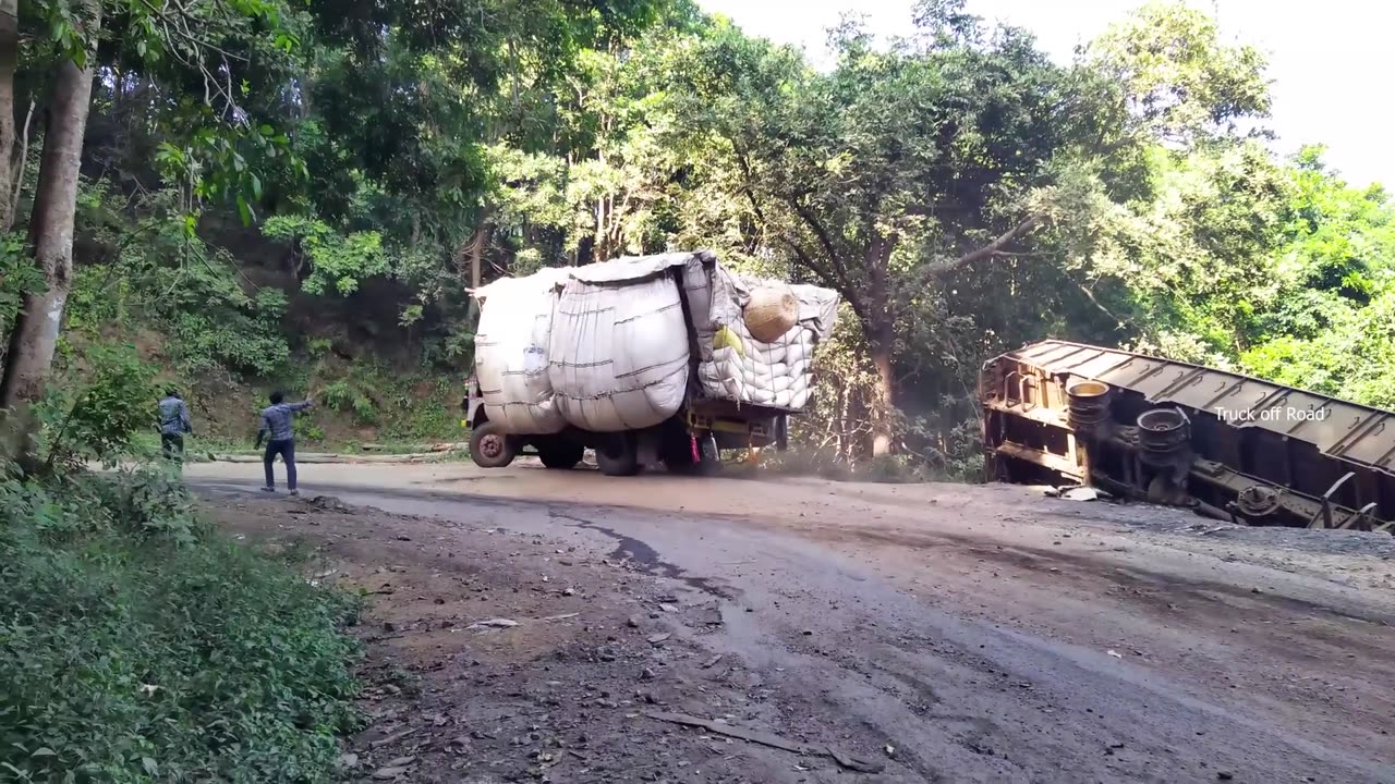 30 tons truck failed to drive up hills