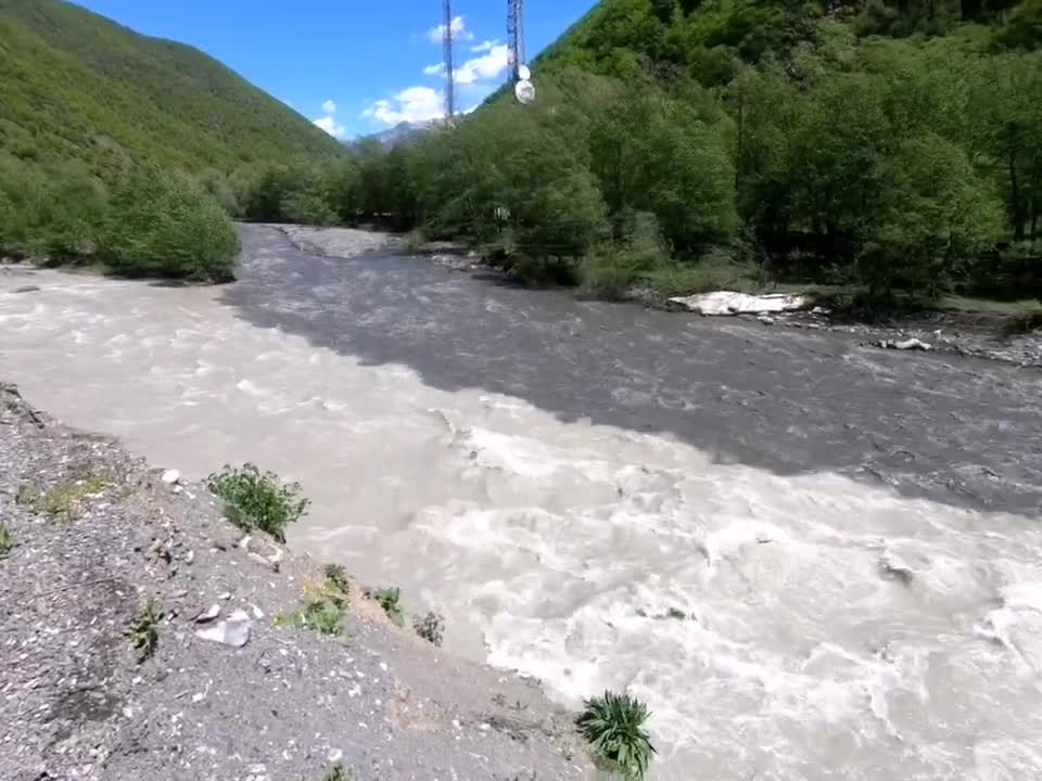 Georgia Aragvi River/ Two Rivers don't mix