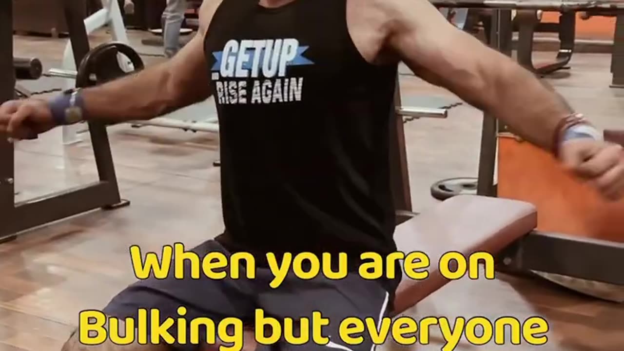 Bulking #shorts #shortsviral #shortsvideo #shortsyoutube #rumble #gymmemes #reels #memes