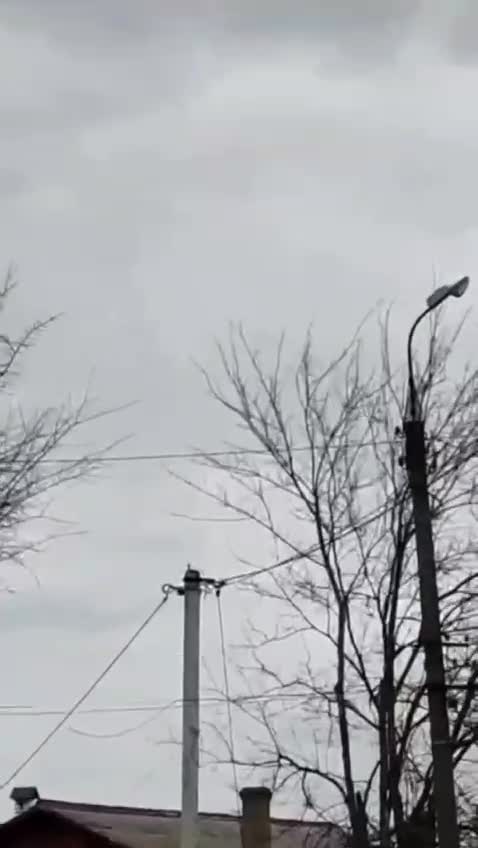 Raketové nosiče zahájily masivní údery a rakety se řítí nad hlavy Ukrajinců