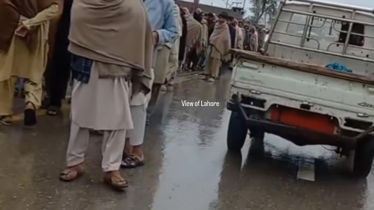Pakistan today condition is very bad please orayer