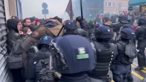 Tear Gas & Batons In Paris