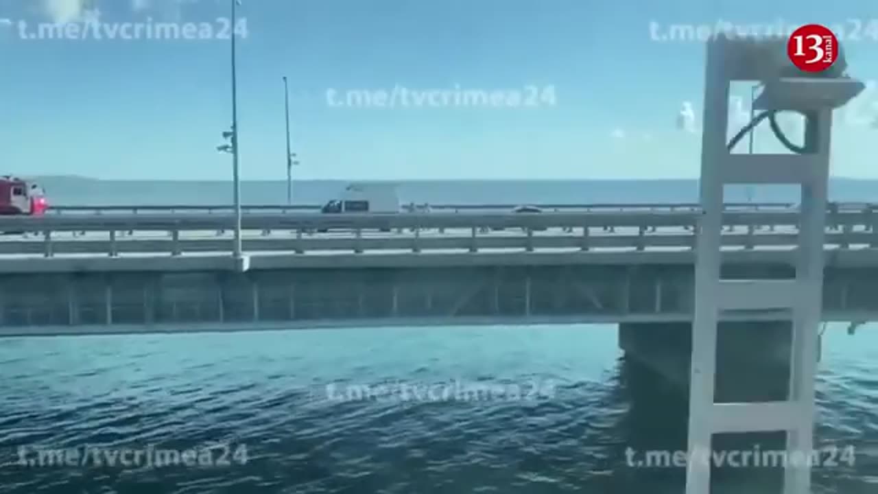 Shocking video: the Ukrainian army blew up the Crimean bridge