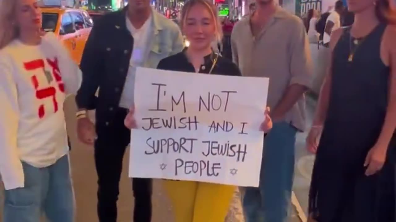 Angels do exist. “I am not Jewish and I support the Jewish people.” 💙