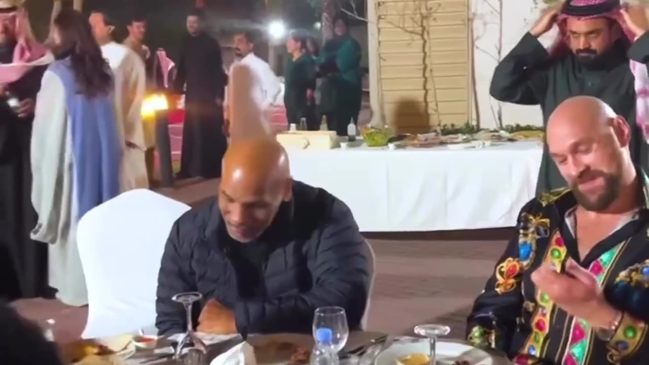 Mike Tyson & Tyson furry hang out night