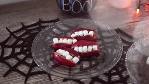 DIY Halloween Snacks & Decor! Quick & Easy Party Treats