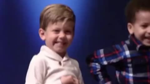 Young Boy's reaction to seeing his Mother in the crowd is so wholesome