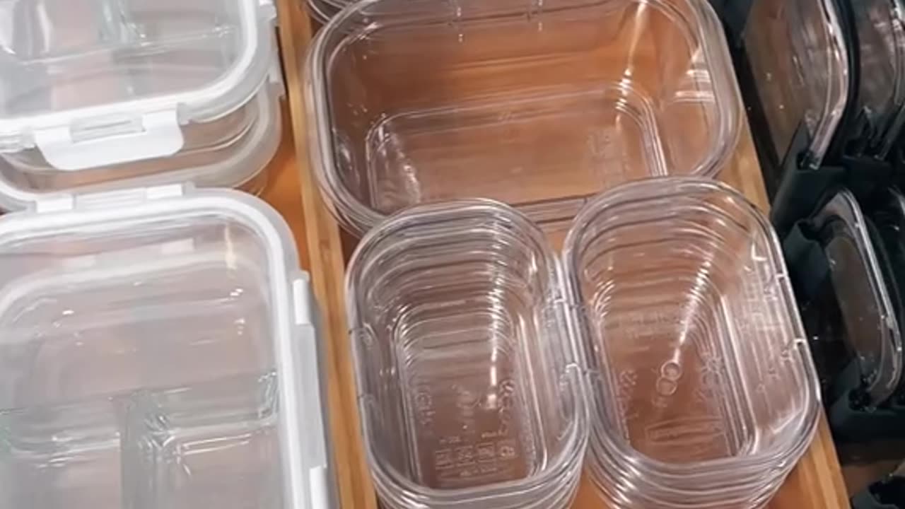 Is Your Tupperware Drawer A Mess?