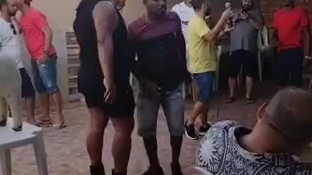 Funny vídeo.