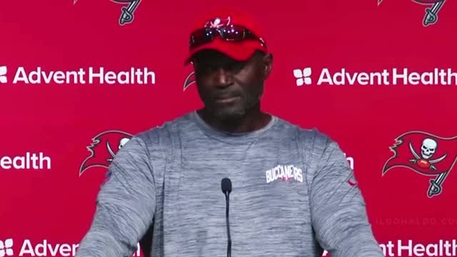 Todd Bowles Gives the White Liberal Race Baiting Reporters a Tidy Smack Down