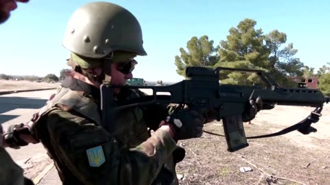 'I've never held a gun': Spain trains Ukrainians