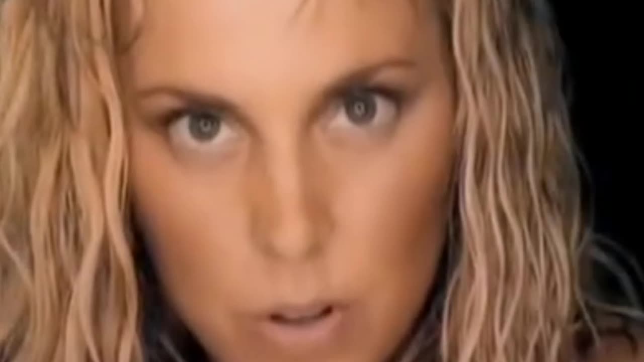 Melanic C. " I Turn To You"
