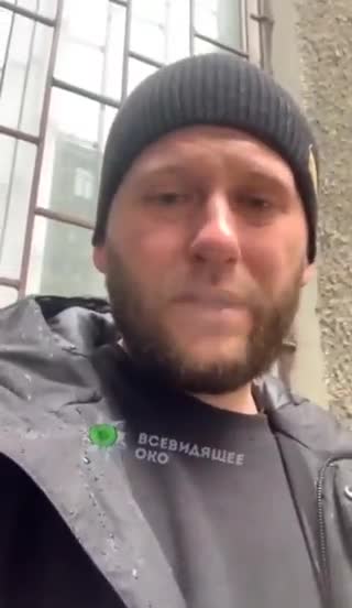 The moment of the Russian air strike in Kharkiv, likely from a Su-34 bomber