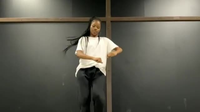 Single Dancer