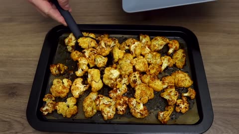 Delicious cauliflower baked in the oven. Easy and quick recipe!