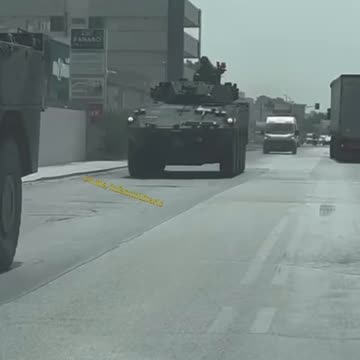 Italian military on the move in Italy