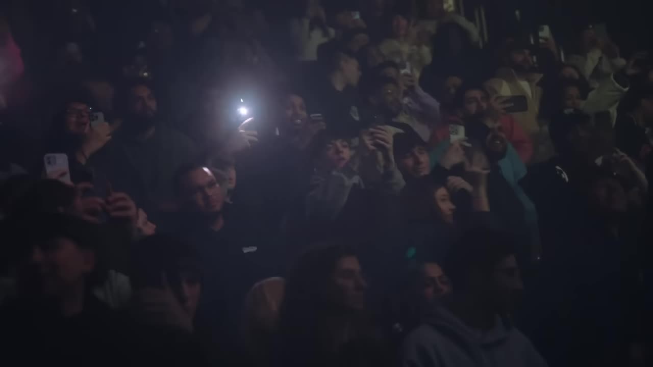 PLAYBOI CARTI - H00DBYAIR (LIVE AT KANYE WEST VULTURES LP NEW YORK)