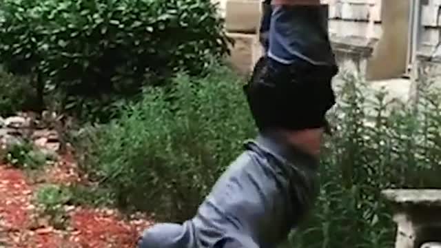 Two hands flip wow