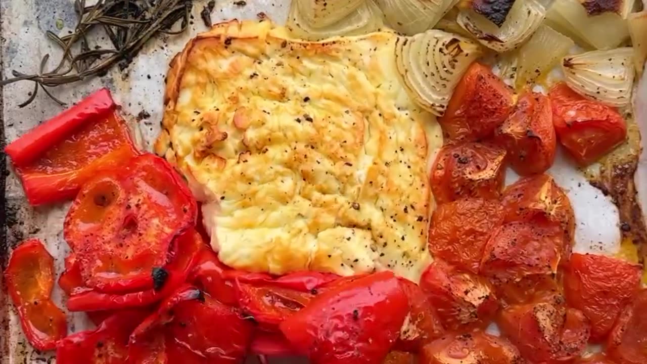 Deliciously Creamy Roasted Feta Soup with Red Peppers & Tomatoes | A Must-Try Recipe!