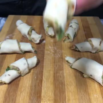 Very Crispy Snacks of Potato